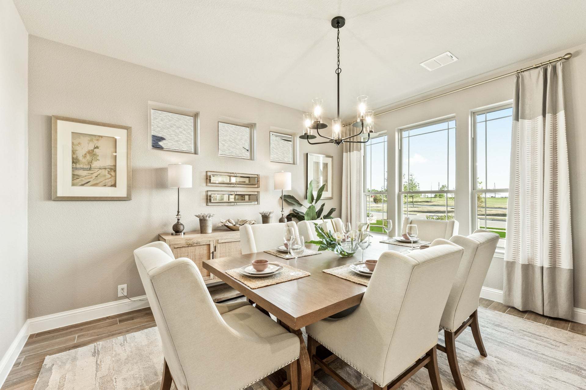 Formal Dining