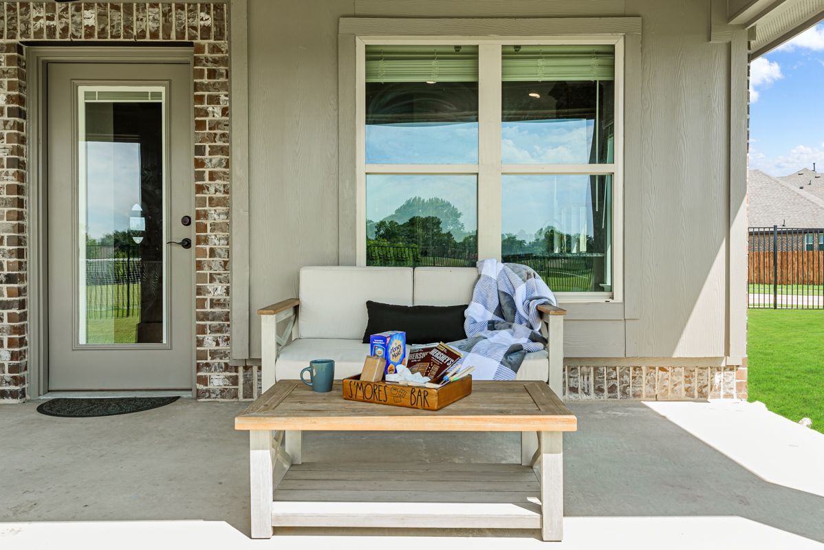 Clubhouse Patio