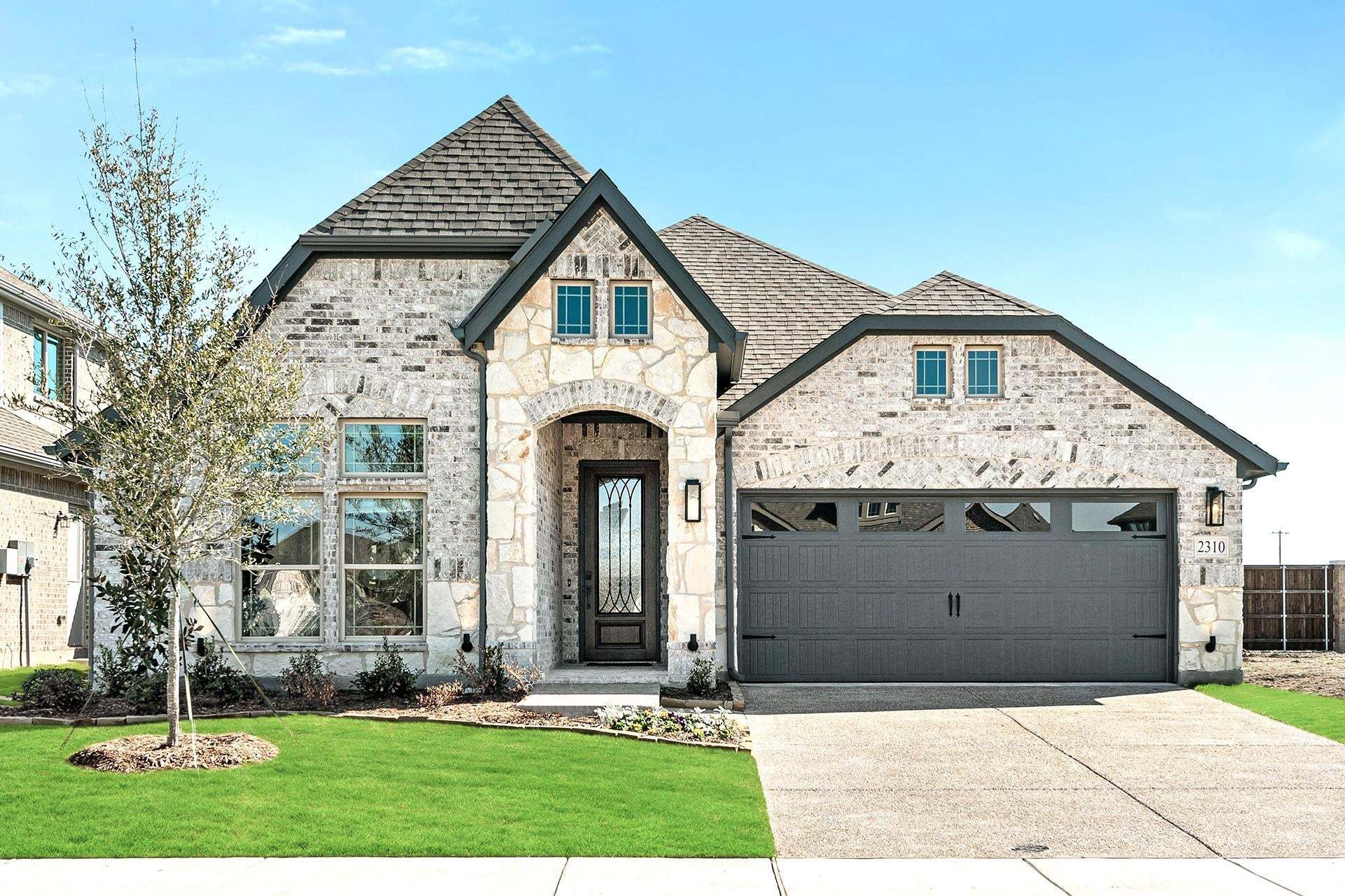 2310 River Trail (Jasmine)