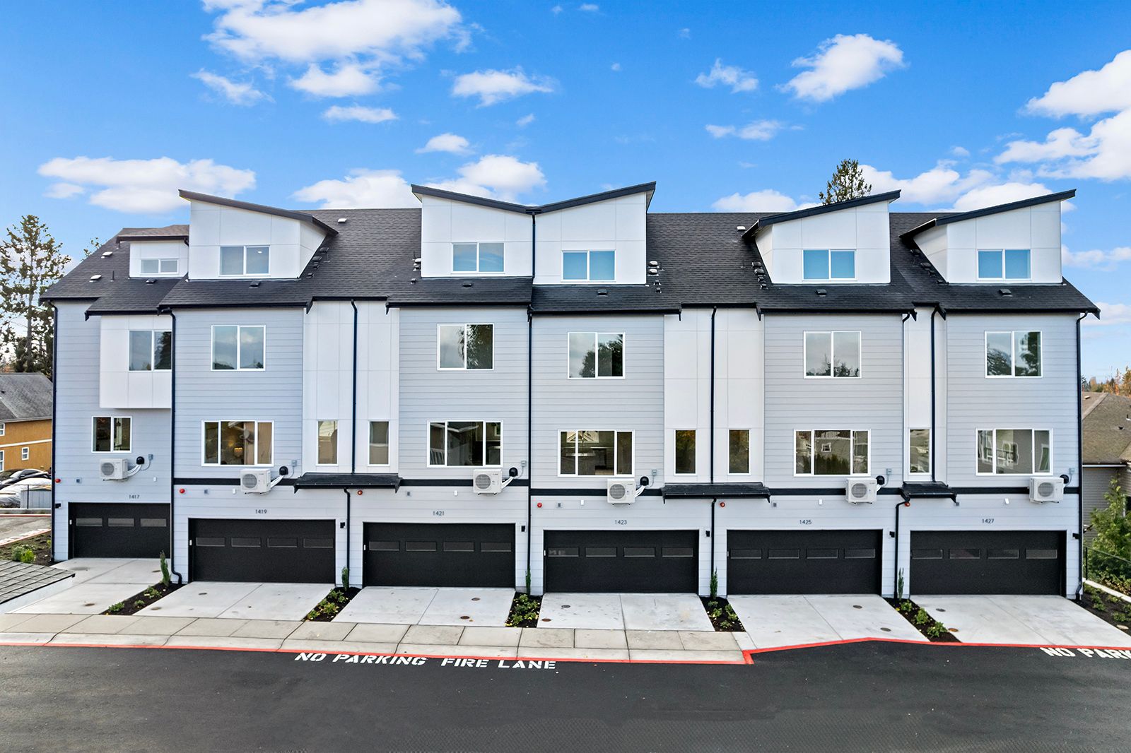 A2 - Salmon Creek Townhomes: Seattle, Washington - Blue Fern Homes