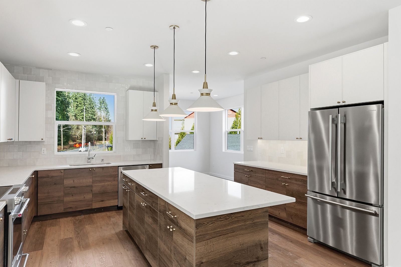 714 Newport Way NW (714 Newport Way NW) Image