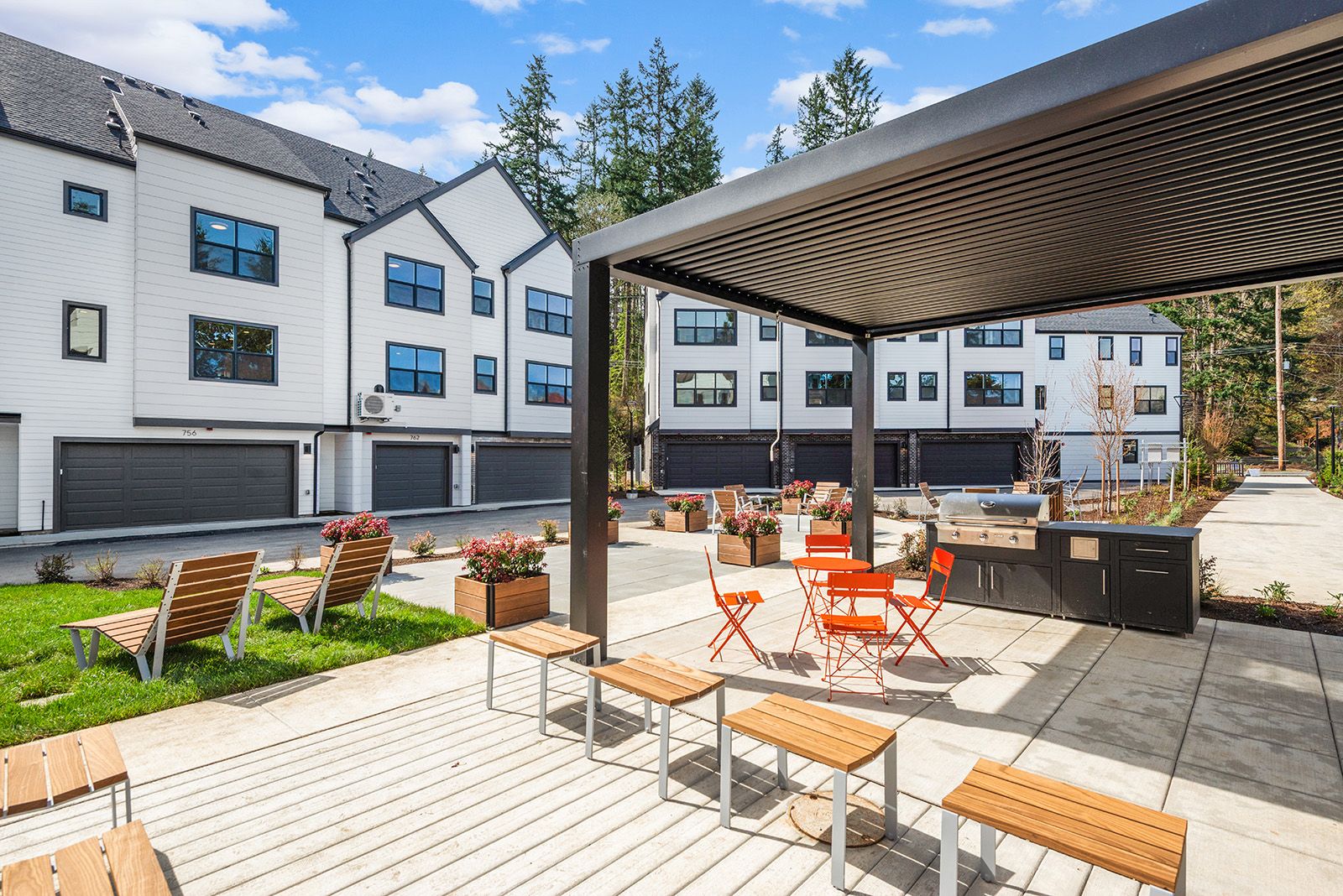 761 7th Ave NW (761 7th Ave NW) Image