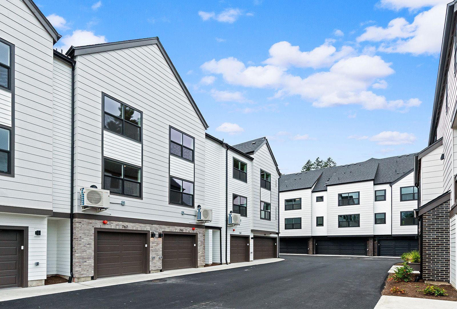 761 7th Ave NW - Towns on 7th: Woodinville, Washington - Blue Fern Homes