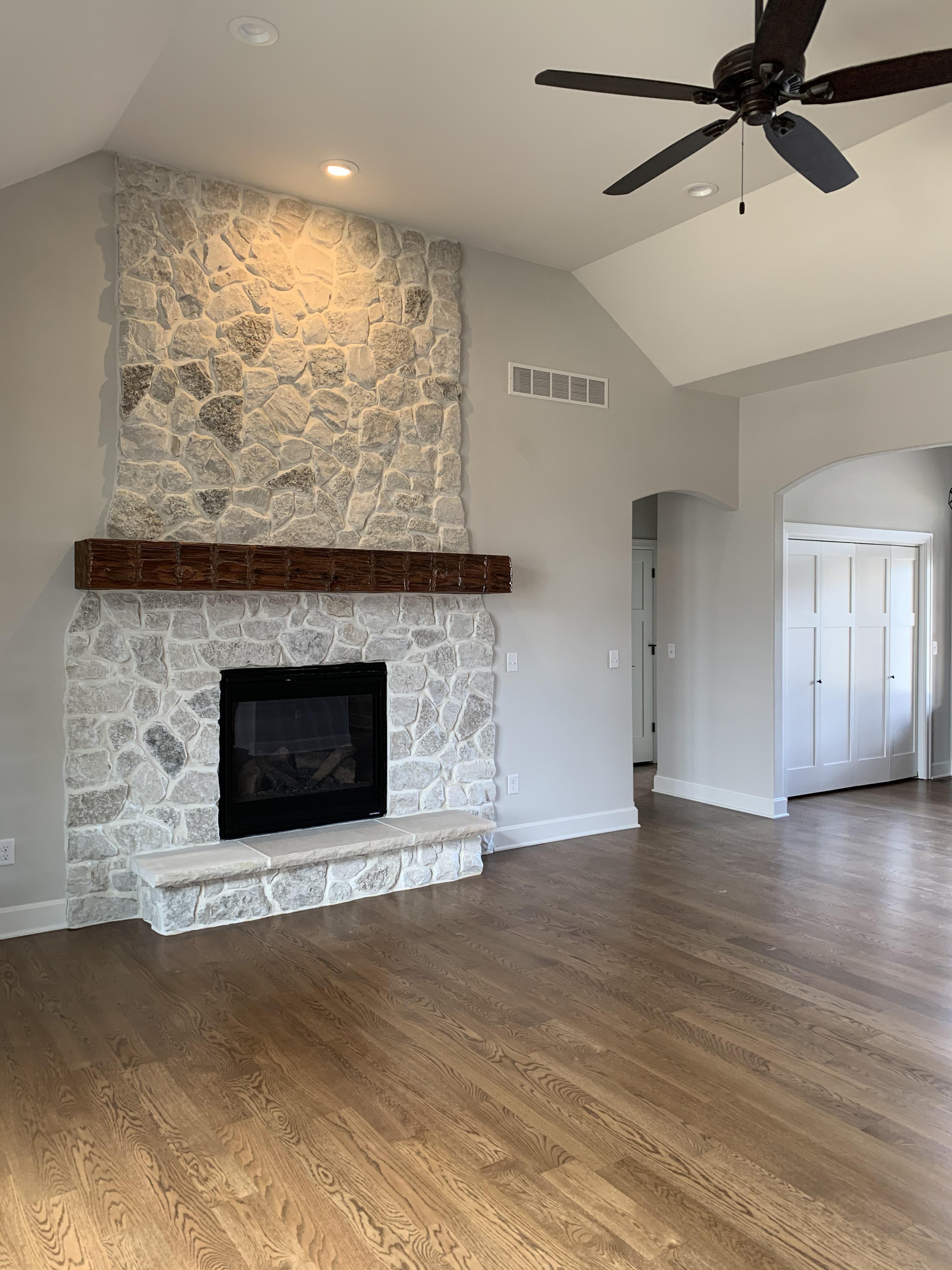 casa en Hickory Heights por Bohn Construction