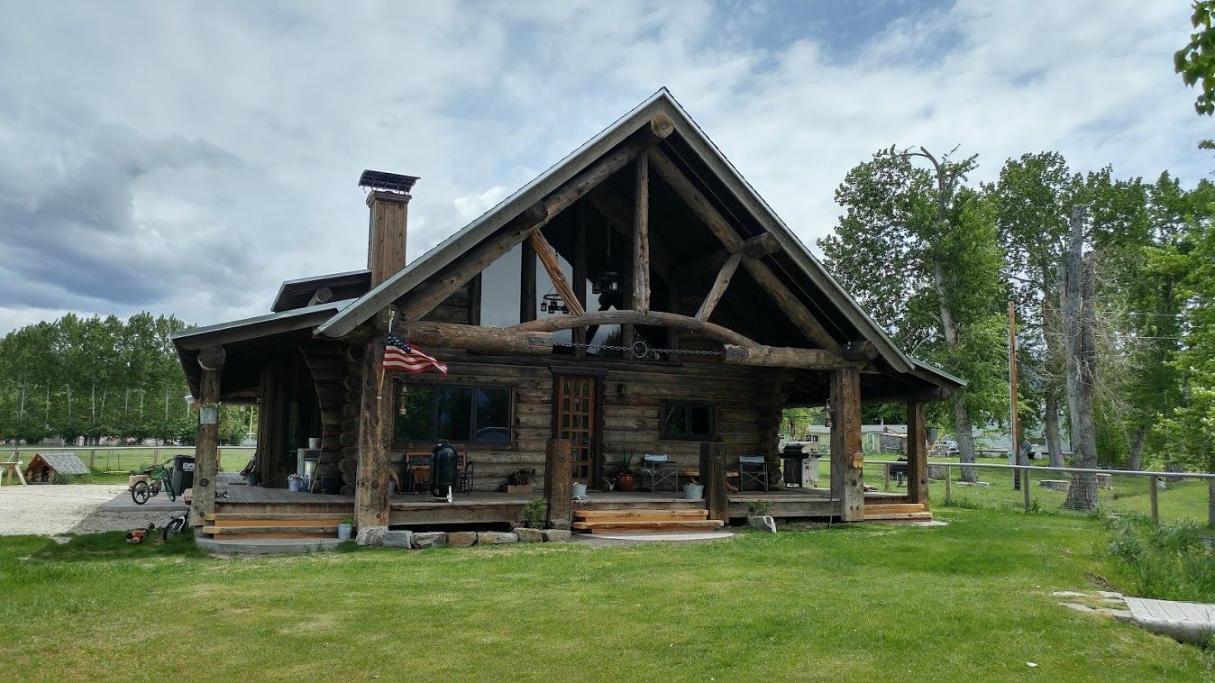 Bos Log Builders, Inc. por Bos Log Builders, Inc. en Missoula Montana