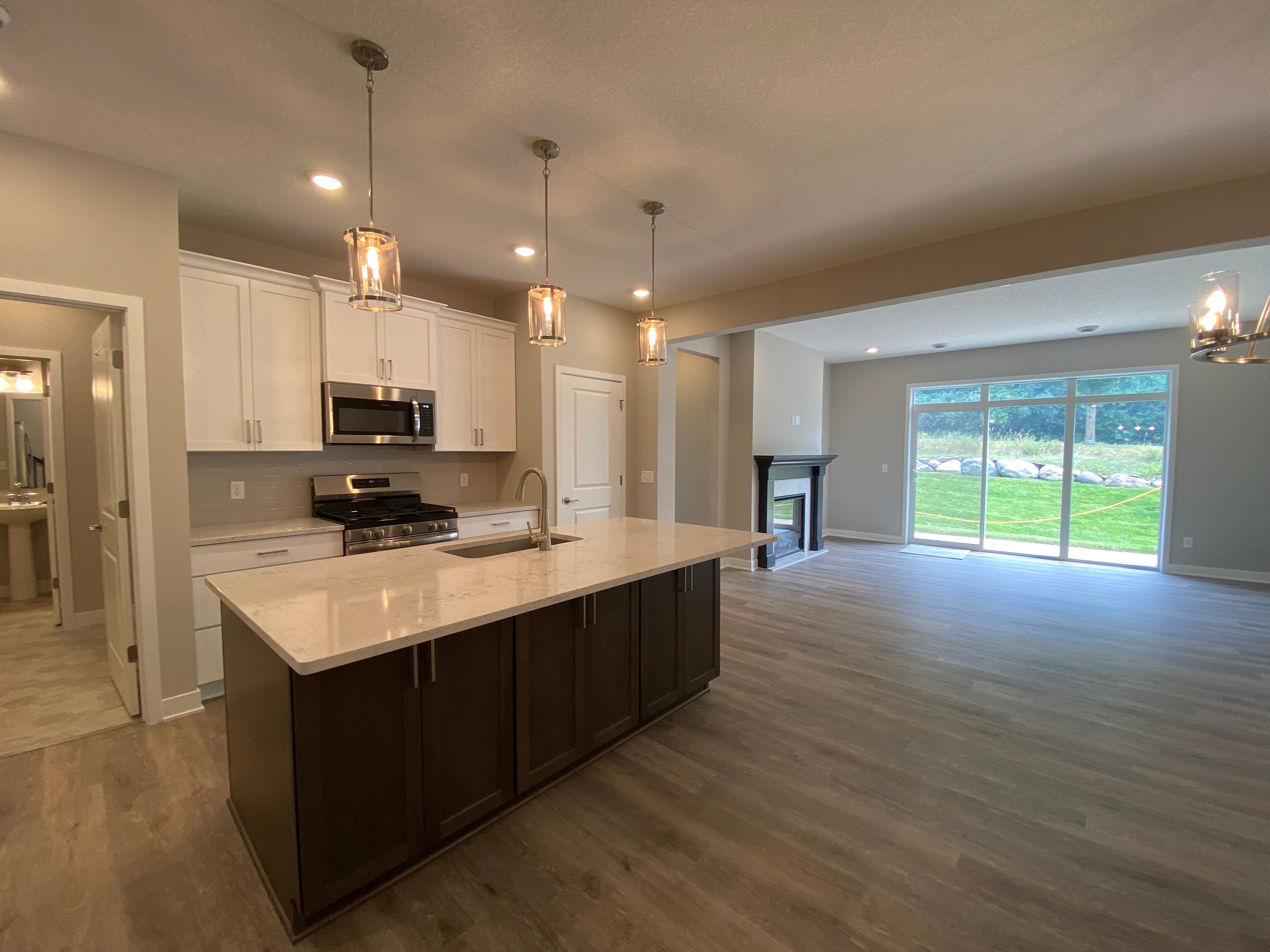 13792 Hollybrook Circle, Apple Valley (The Nolan)