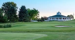 Southern Hills Golf Course is an 18-hole, par 71 course measuring over 6,300 yards that features a clubhouse with a lovely patio!