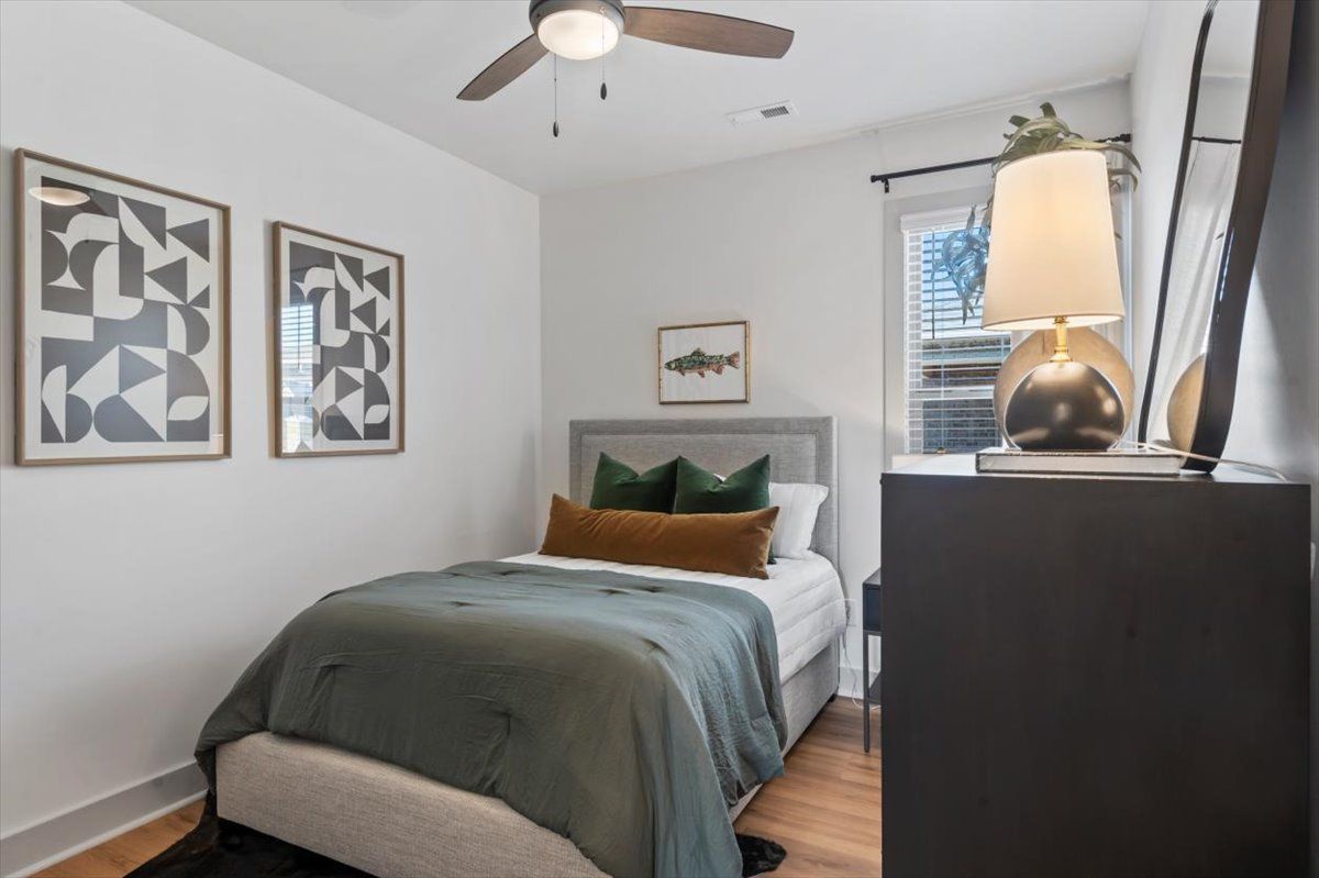 Elmwood Bedroom 2