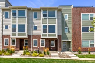 Skyview - Antora - Dillon Pointe - Skyview: Broomfield, Colorado - Brightland Homes