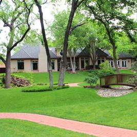 Bromley Hall Fine Homes por Bromley Hall Fine Homes en Oklahoma City Oklahoma