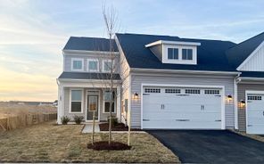 107 Sunflower Way (Hemingway)