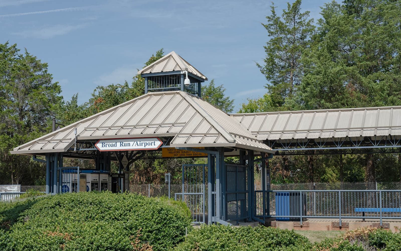 The VRE station near The Crest at Linton Hall