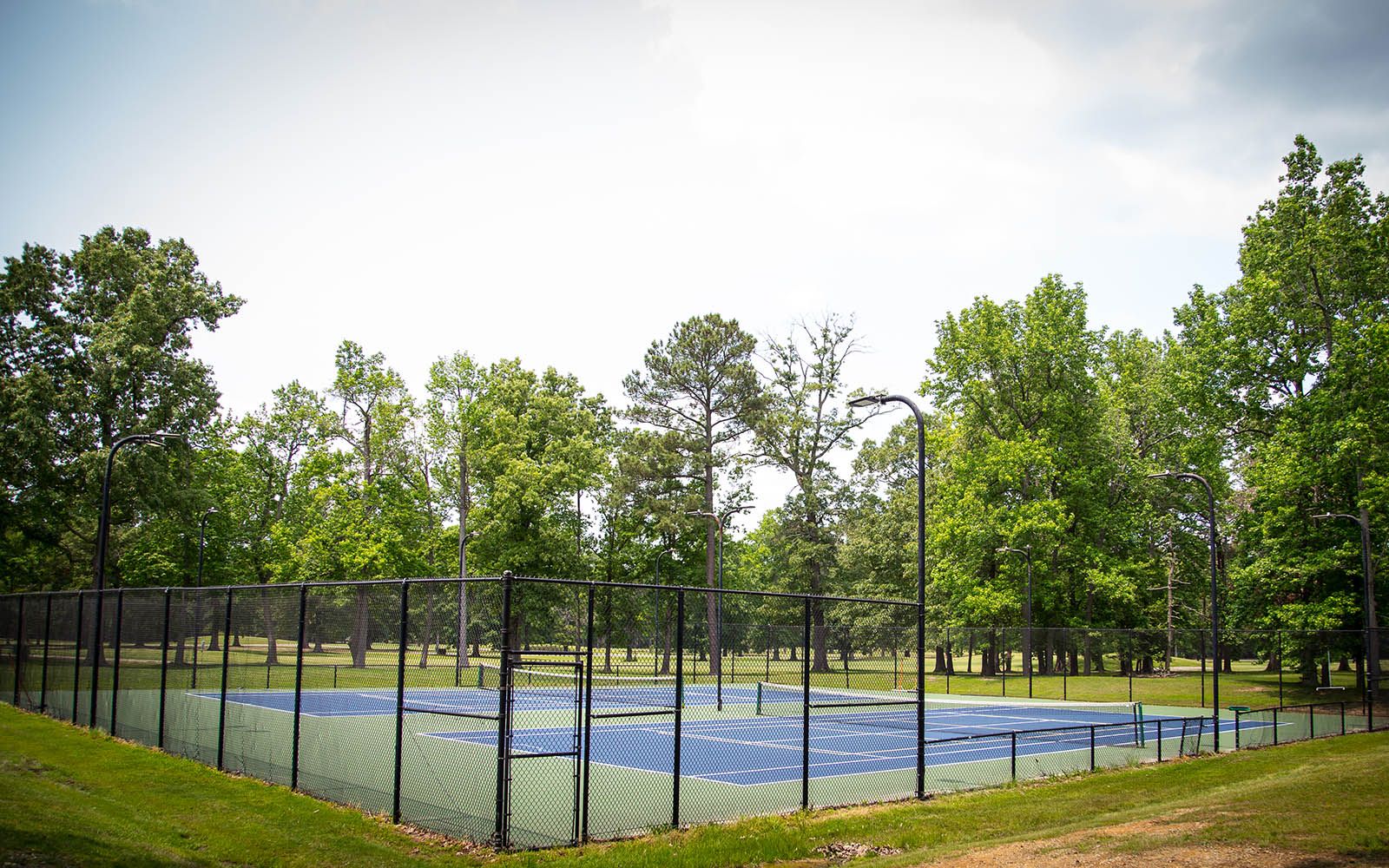 Tennis and pickleball courts at Swan Point in Swan Point,MD by Brookfield Residential