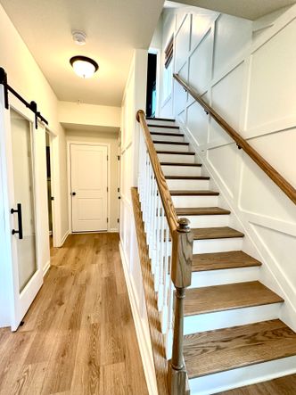 Entry Level Hall and Trim