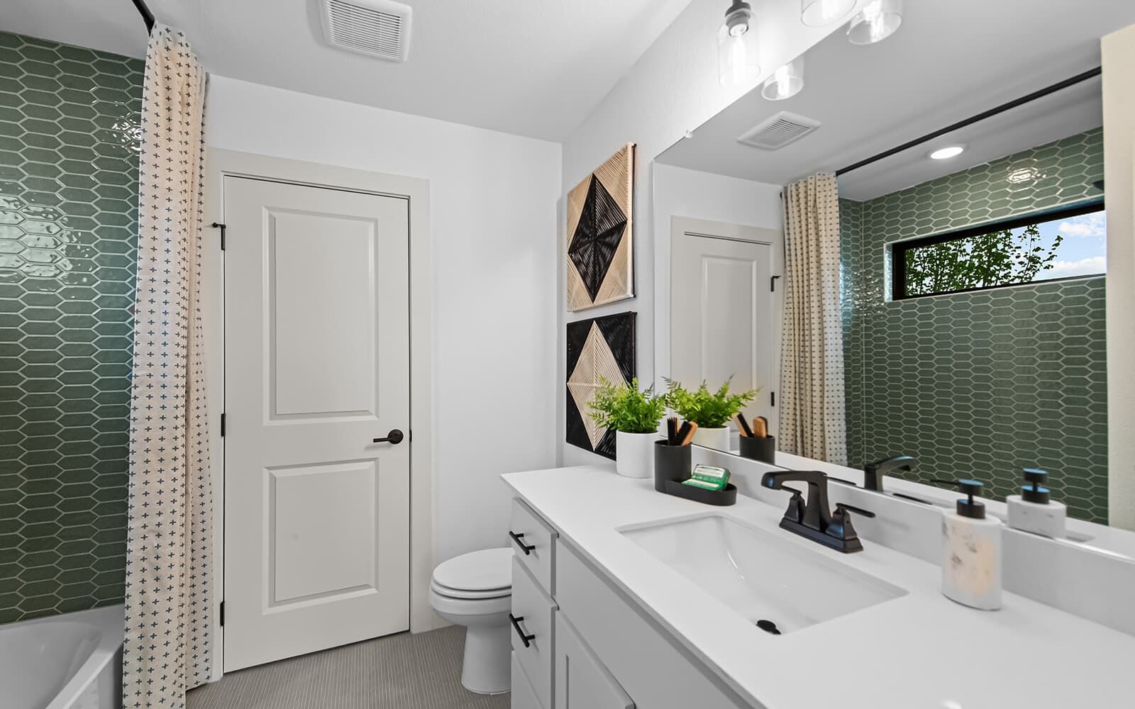 casa en 40' Traditional Homes 40' Traditional Homes por Brookfield Residential