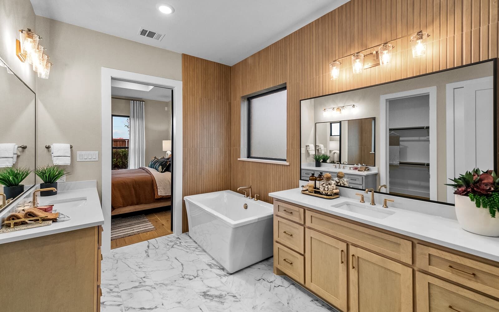 casa en 55' Traditional Homes at The Grove Frisco por Brookfield Residential