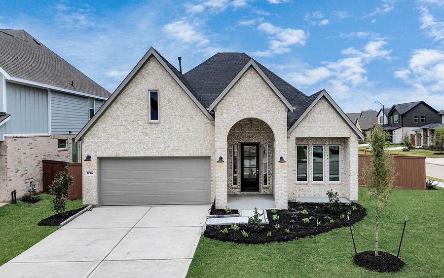 7706 Clover Gully Lane (Knox)