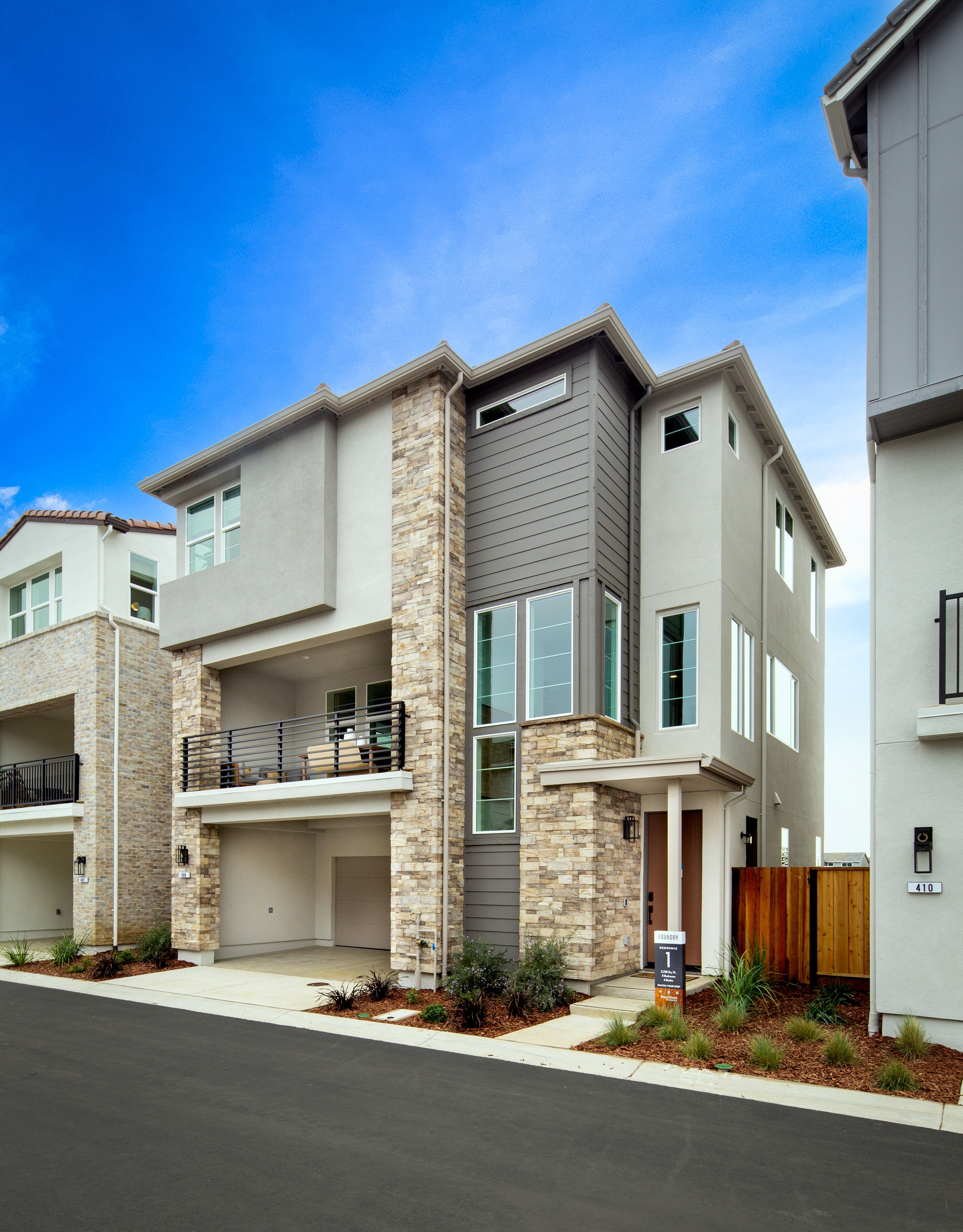 324 Goldenstar Way. Napa, CA 94558