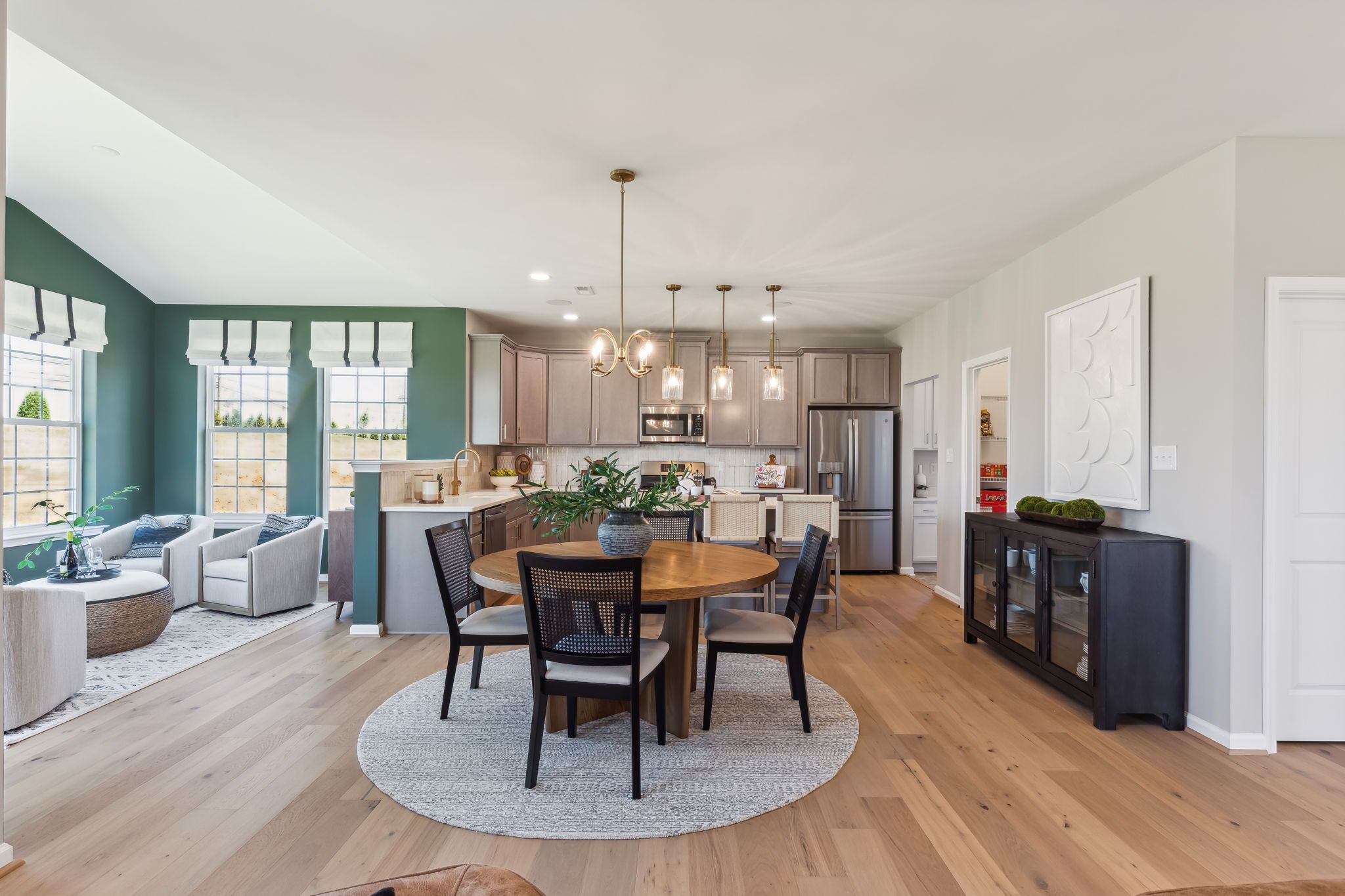 Kitchen / Morning  Room