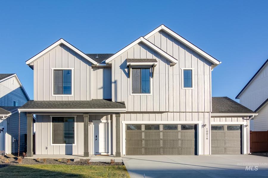 Columbia 2530 by CBH Homes in Boise ID