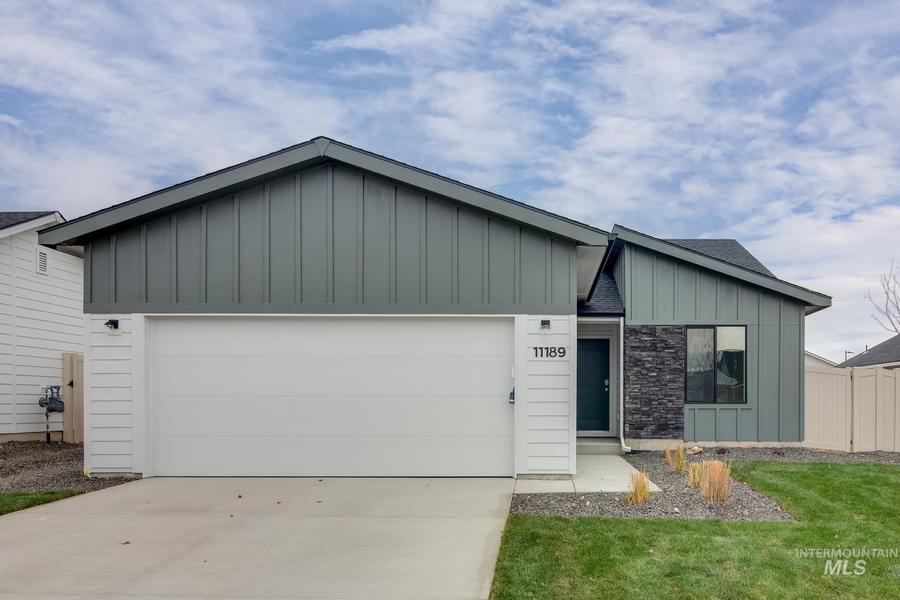 7356 E Marble Springs Dr. Nampa, ID 83687