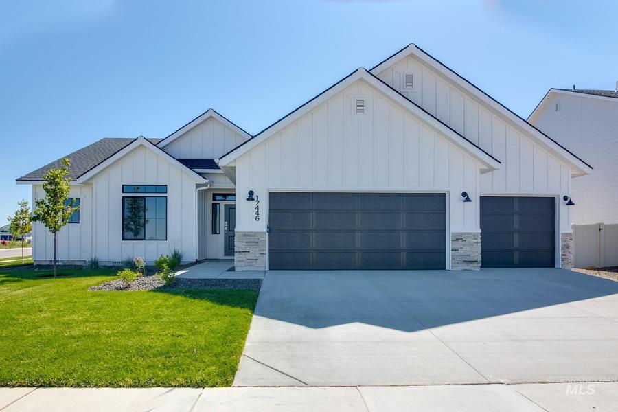 121 Goldstone Ave. Caldwell, ID 83605