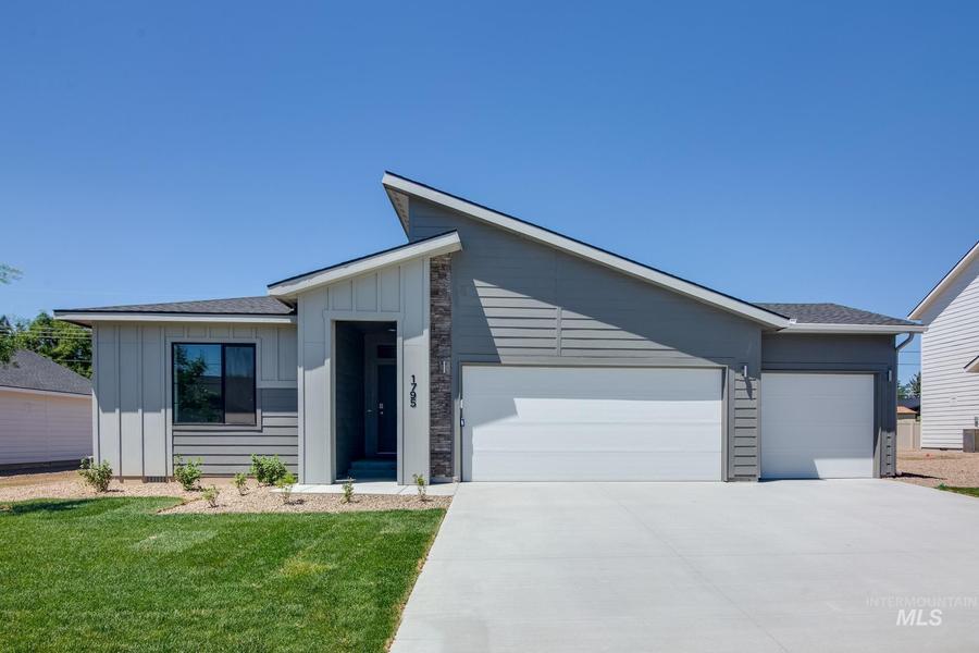 7344 E Marble Springs Dr. Nampa, ID 83687