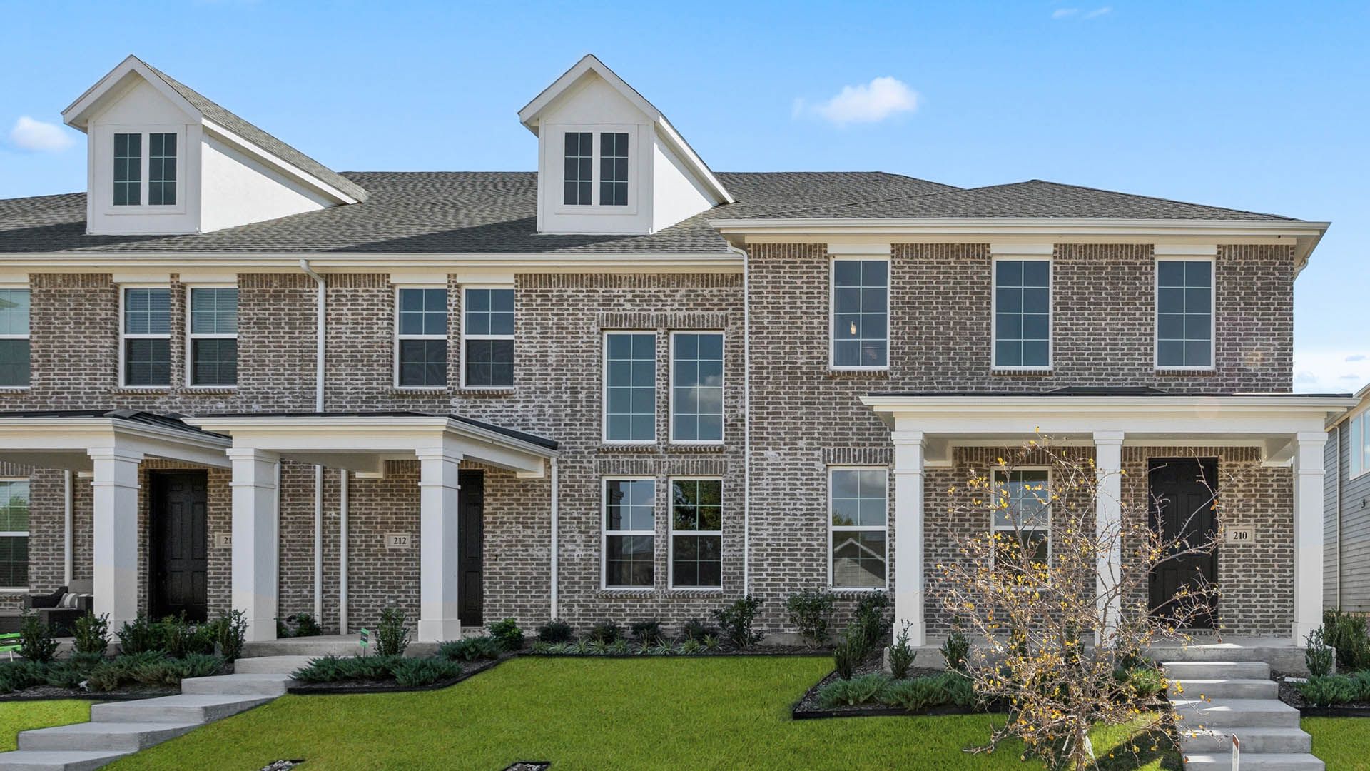 Boyd - The Village at Midtowne: Midlothian, Texas - CB JENI Homes