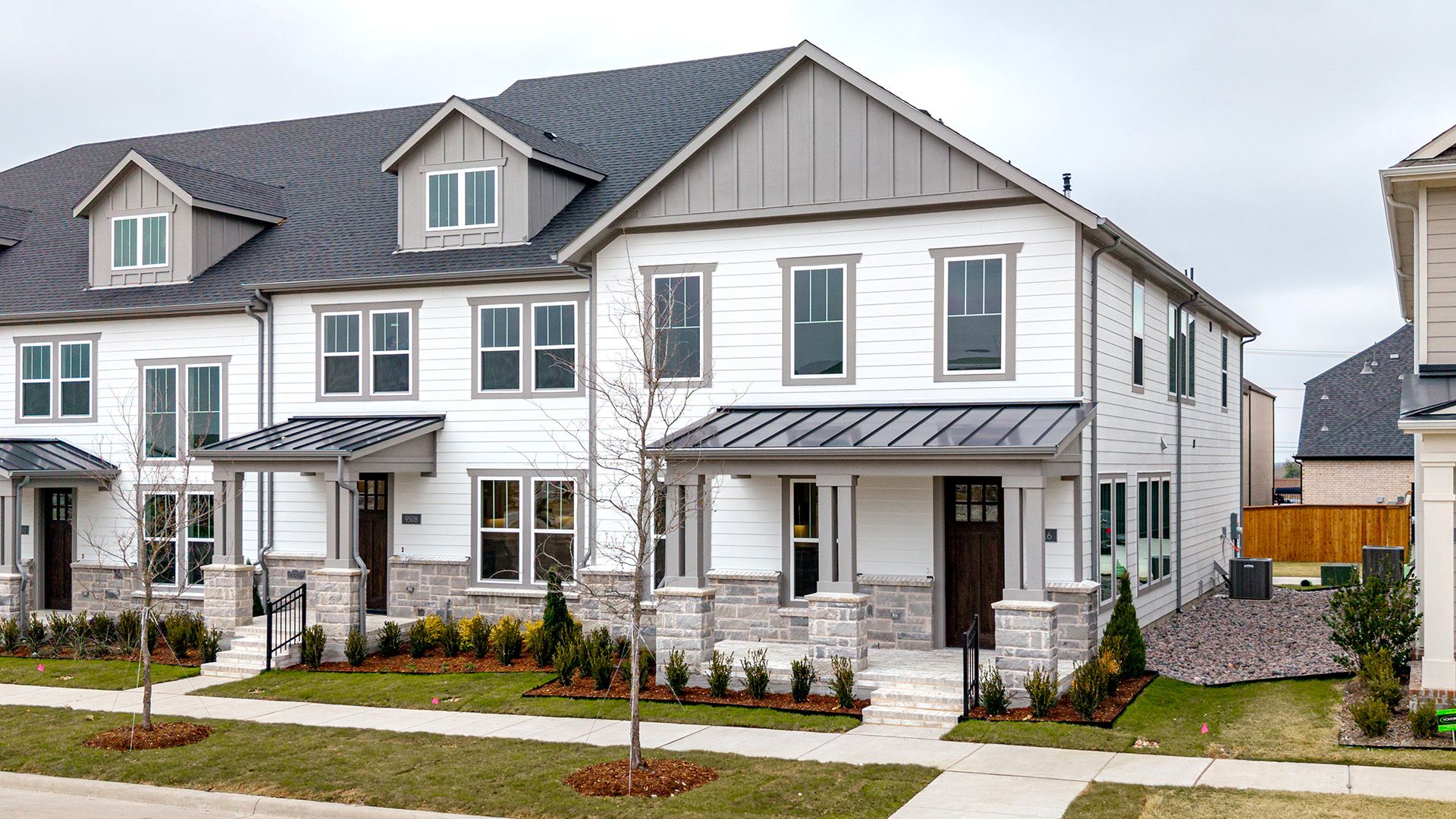 Hansen - Village on Main Street: Frisco, Texas - CB JENI Homes