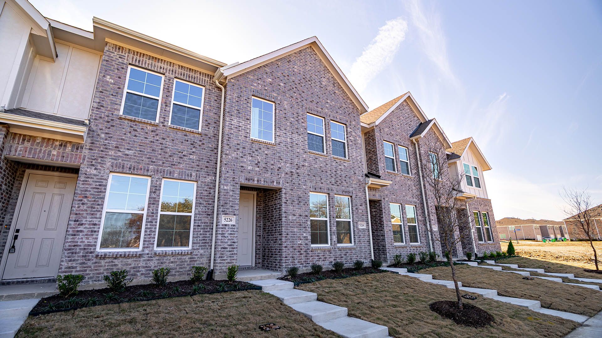 5226 Springlake Parkway