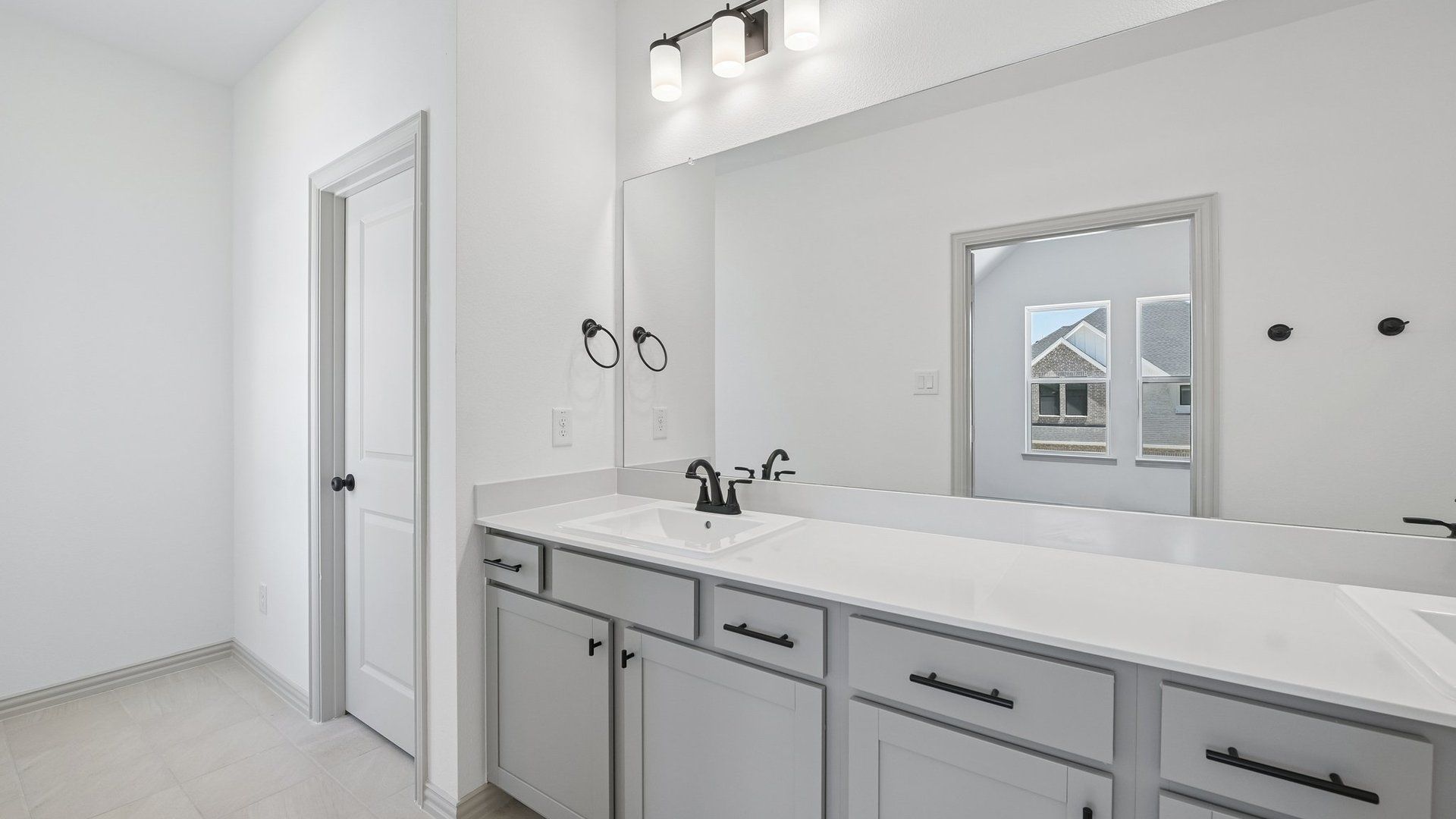 Owner's Bath