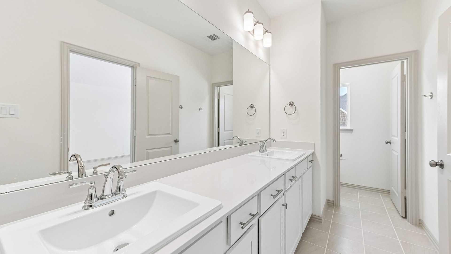 Owner's Bath