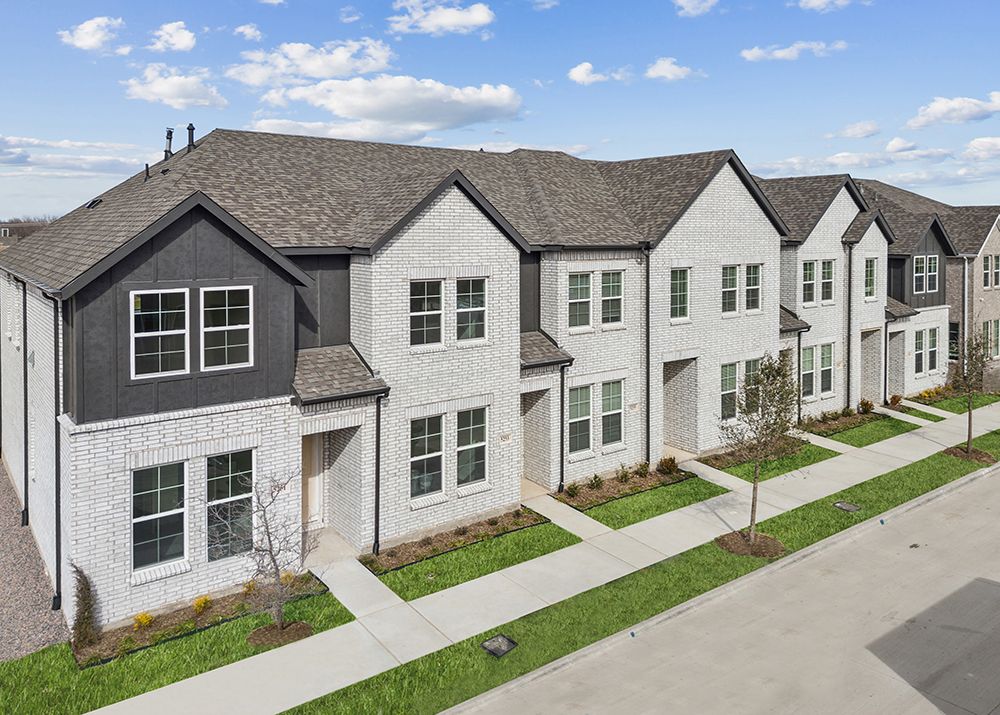 5263 Legacy Street. Haltom City, TX 76117