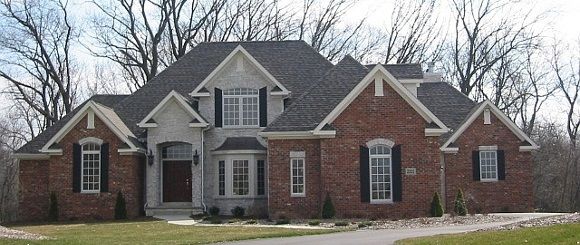 Charlson Custom Homes por Charlson Custom Homes en Gary Indiana