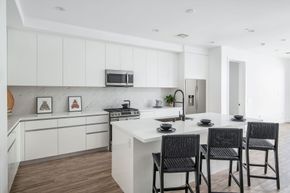 Hiro House - Los Angeles, CA