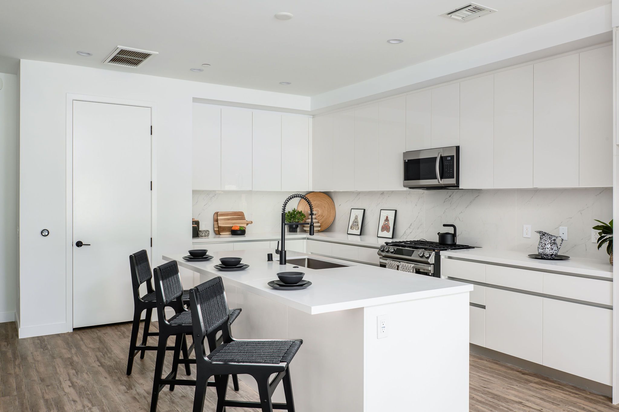 Expansive Chef's Kitchen