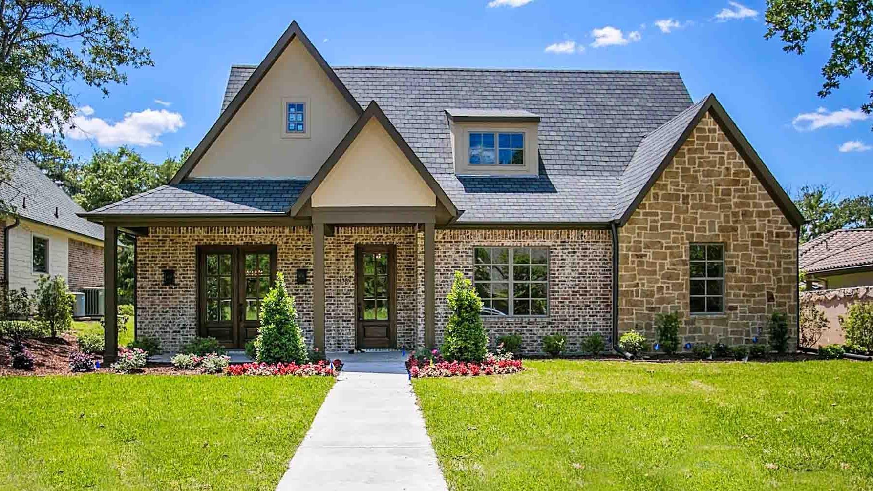 CR Thurman Homes por CR Thurman Homes en Dallas Texas