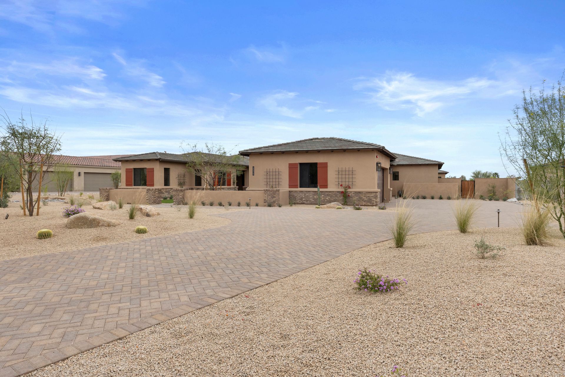 casa en Emerald Hills por Cachet Homes