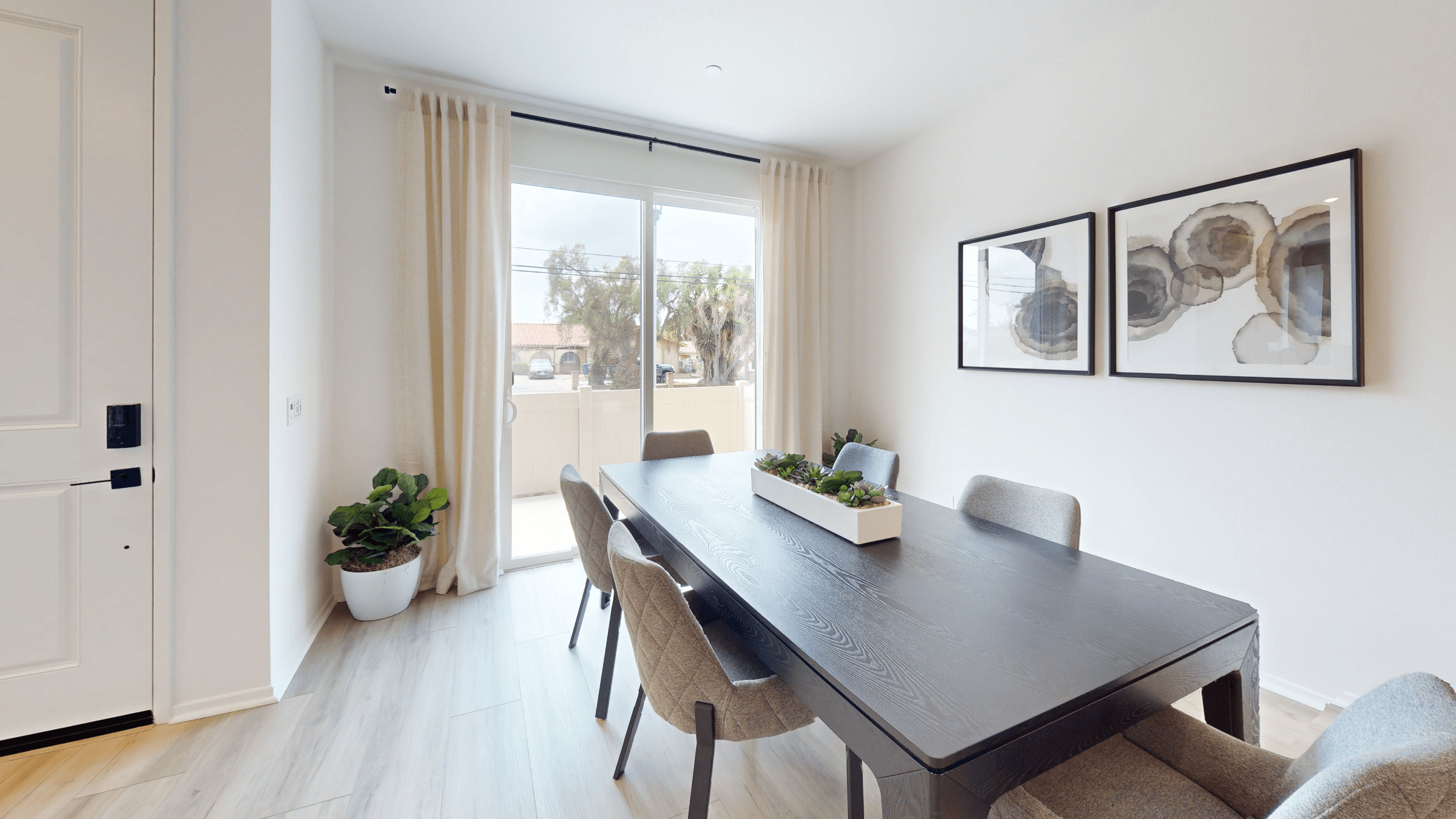 Plan 5 Floorplan