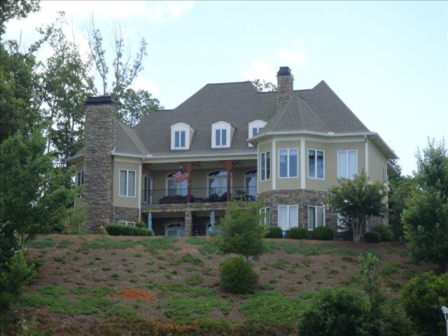 casa en Campbell Homebuilders Inc. por ?Campbell Homebuilders Inc.
