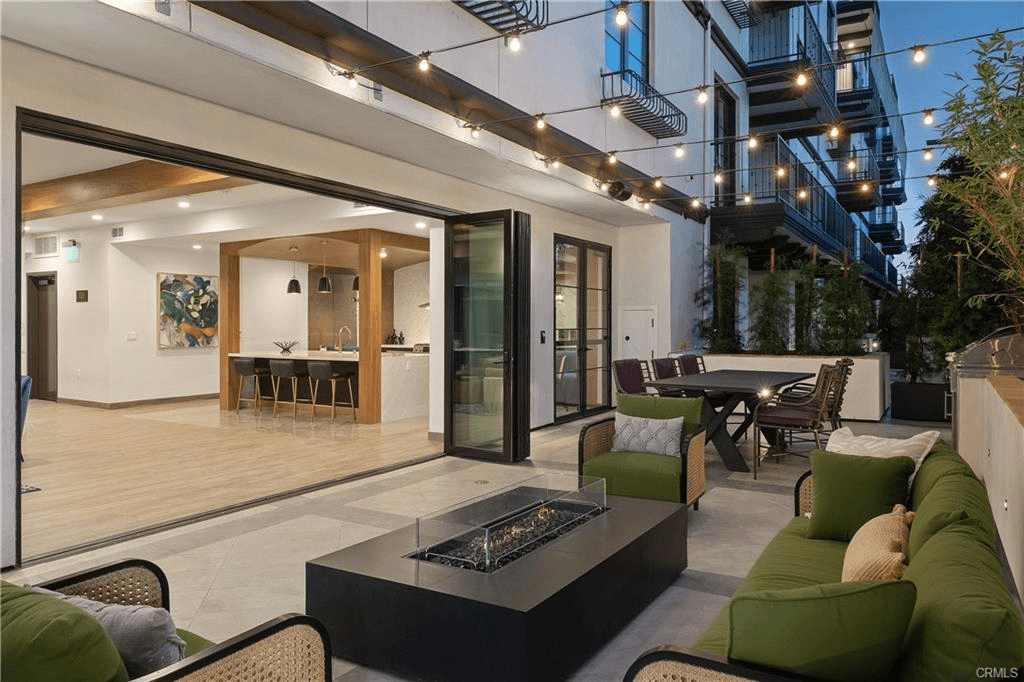 Residence 211 - The Estelle: Los Angeles, California - Canfield Development 