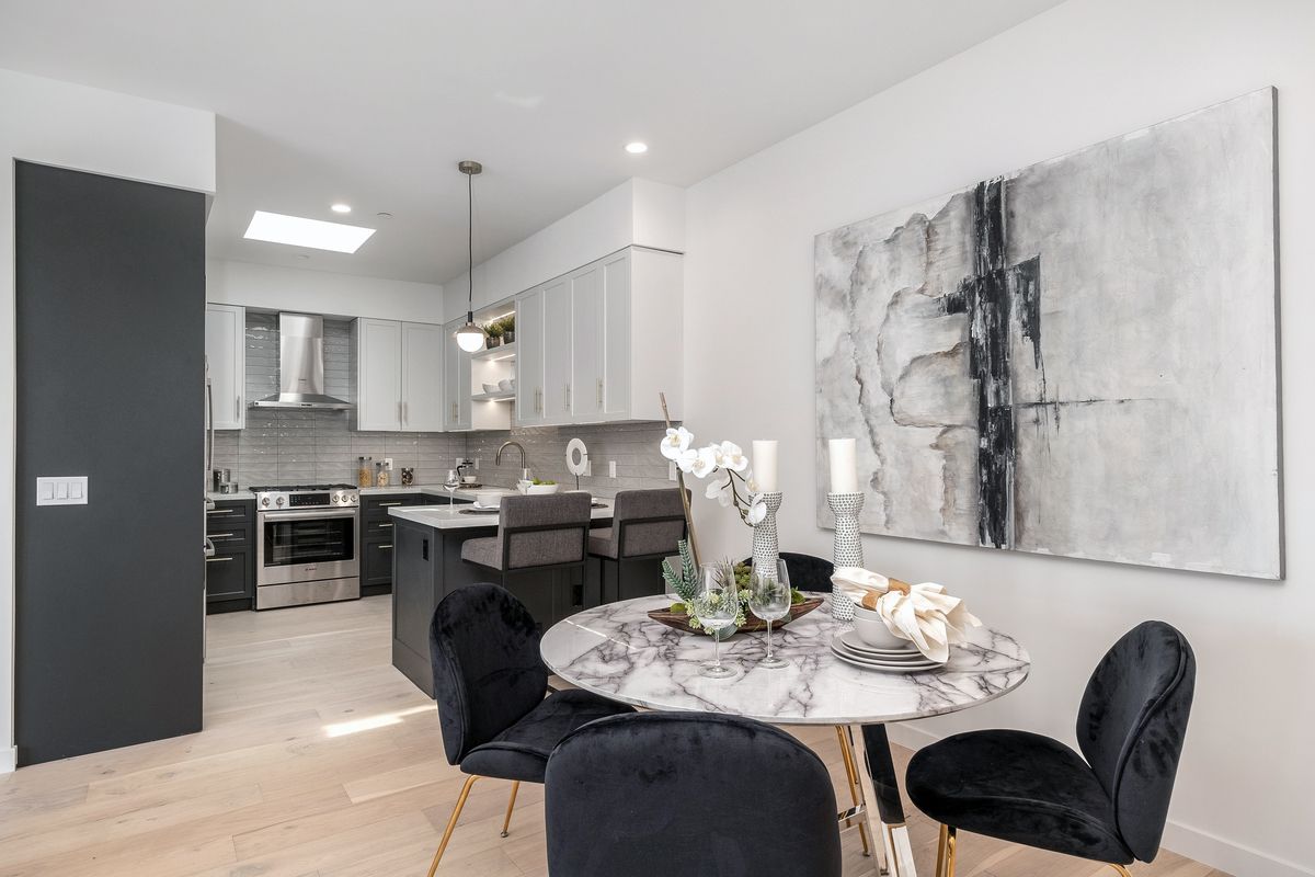 casa en The Estelle por Canfield Development