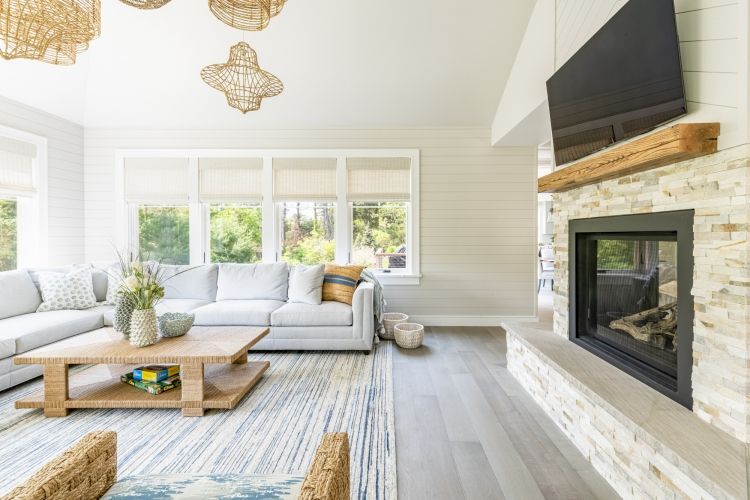 casa en Cape Associates Inc por Cape Associates