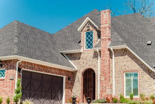 Stonebrook at Chaffee Crossing por Carrington Creek Homes en Fort Smith Arkansas
