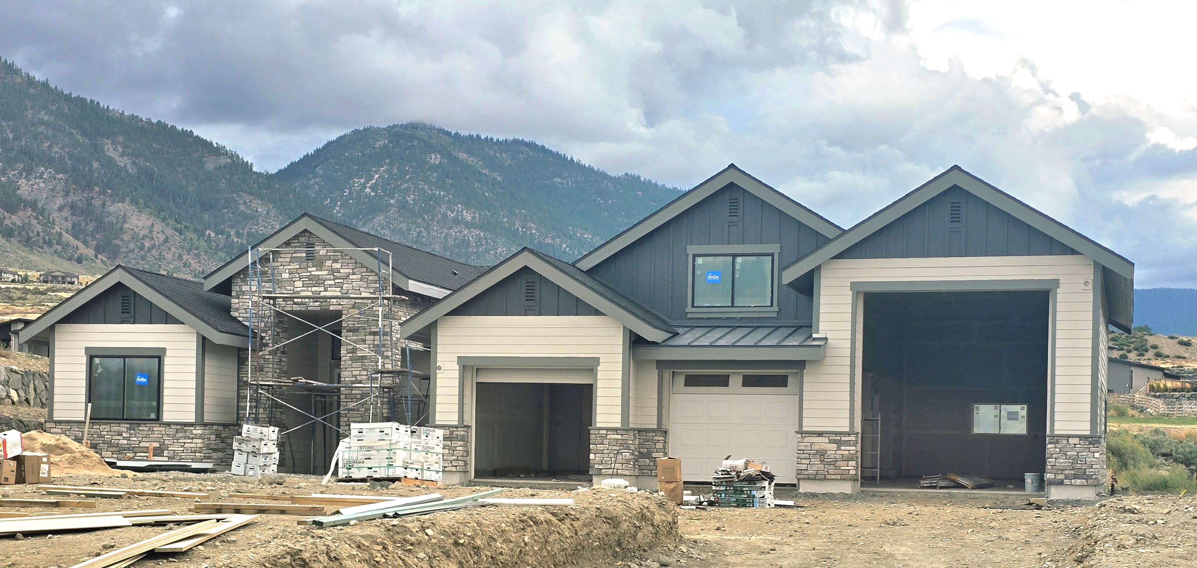 2902 Promontory Loop (The Hawthorne - 2260 Plan)