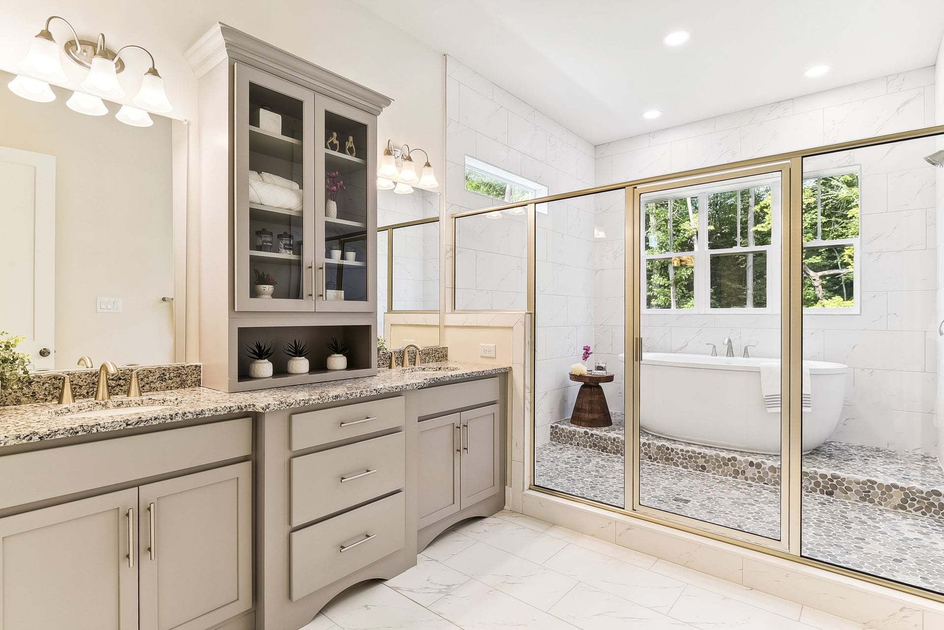 Lexington II - Craftsman Primary Bathroom