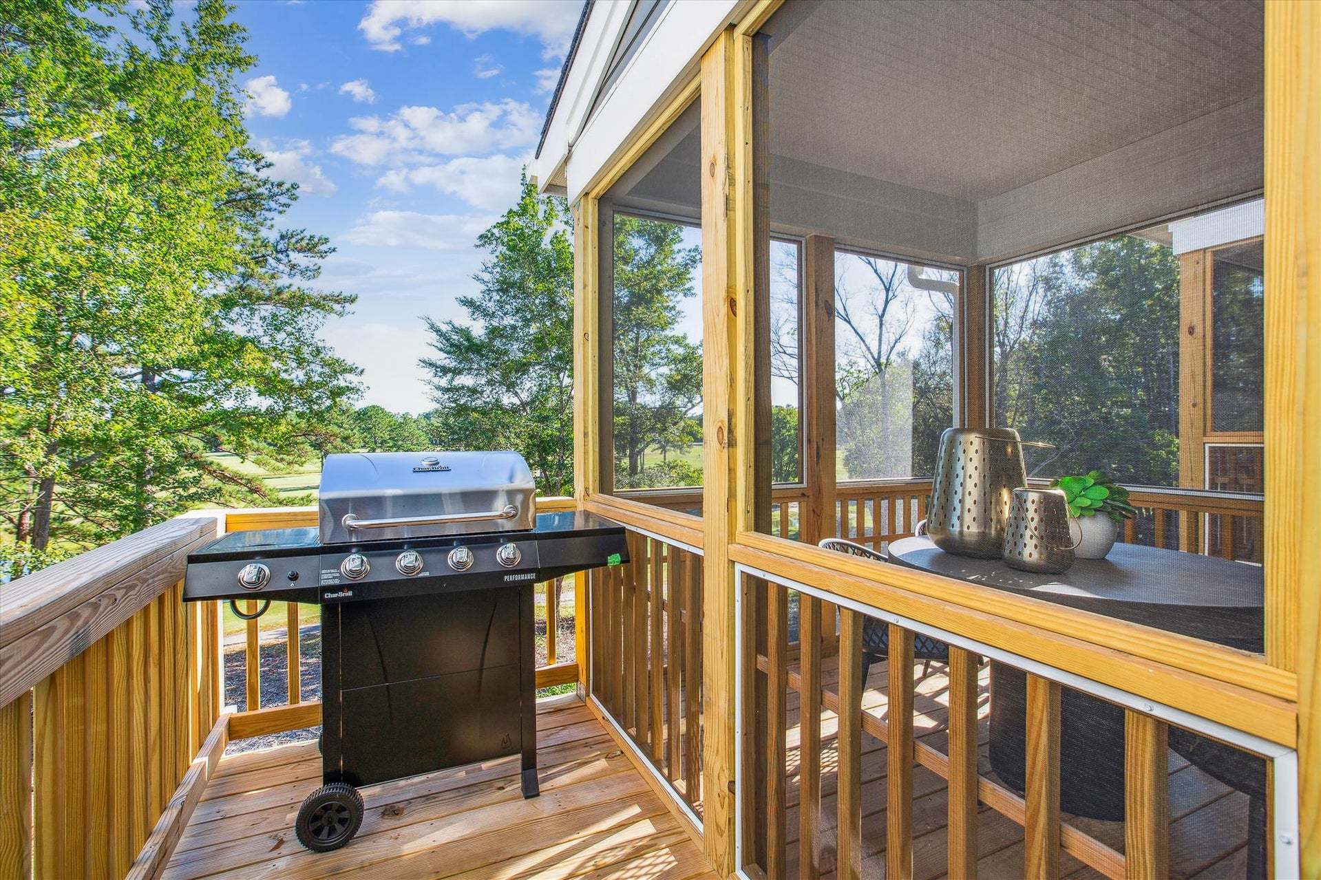 Linville - Screened Porch