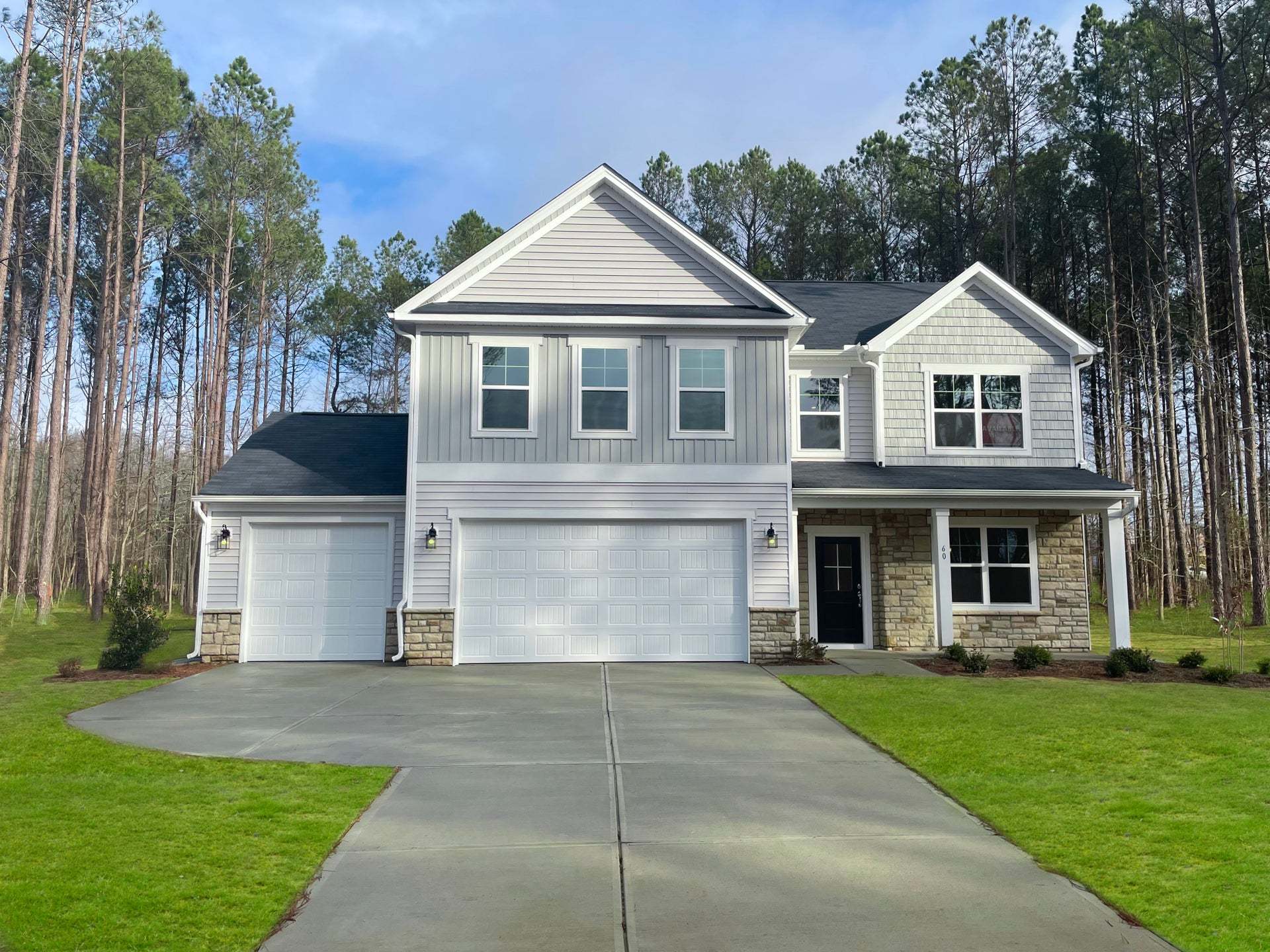 Catawba - Elevation 2 with 3-car Garage