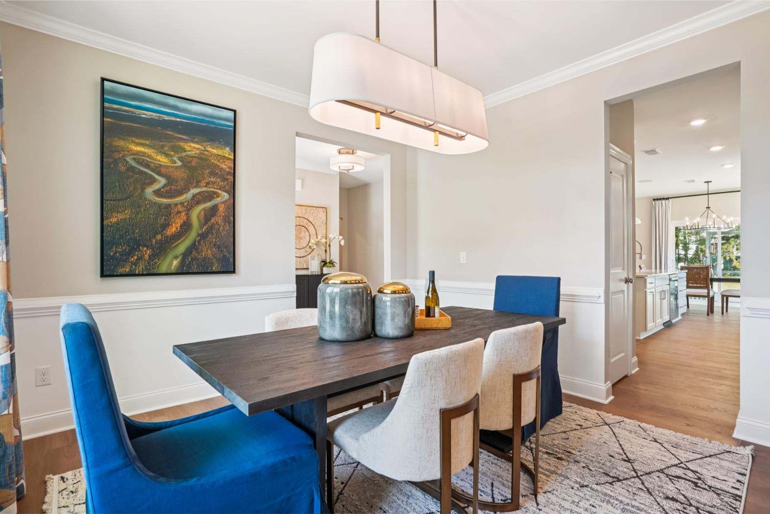 Fontana - Dining Room
