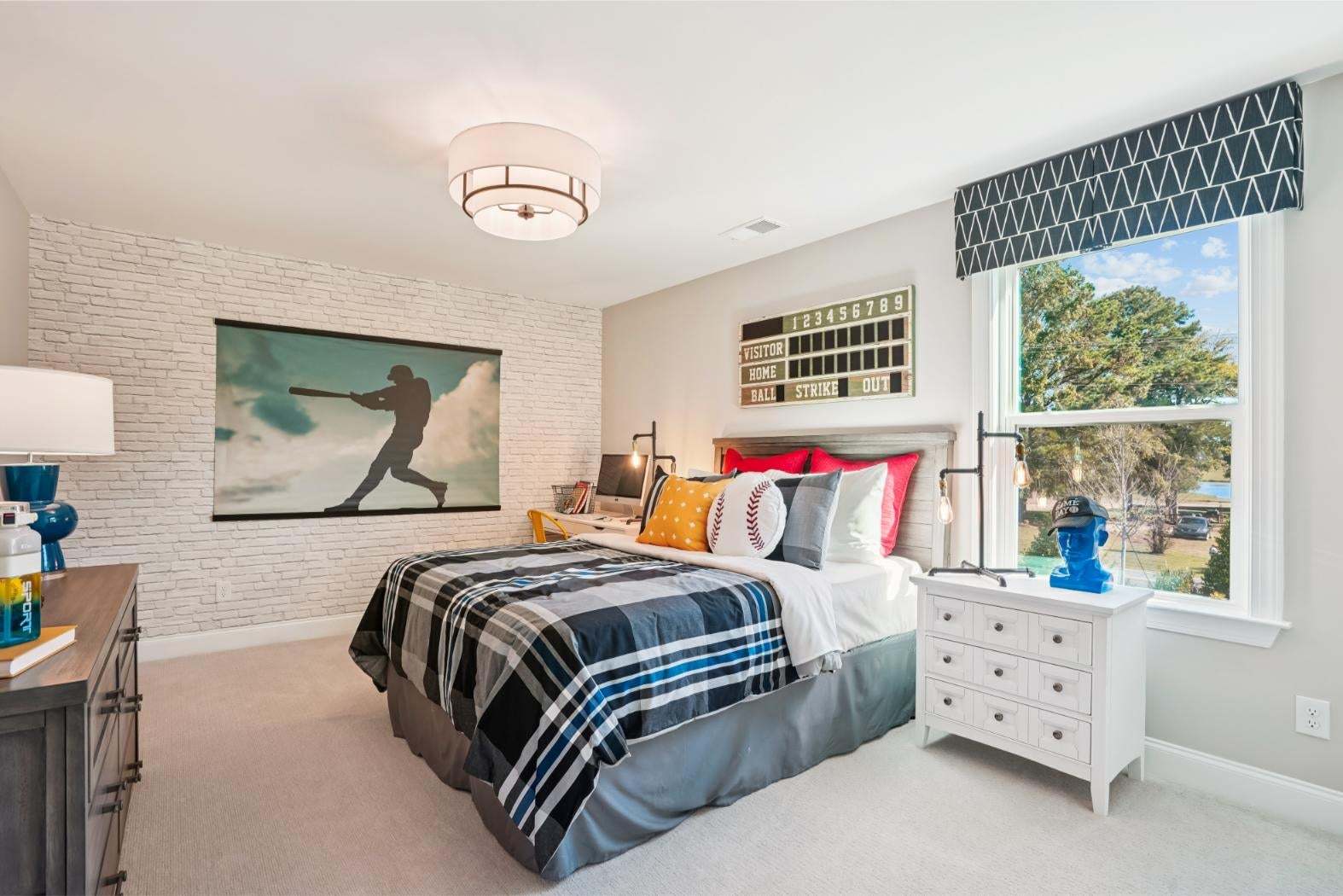 Fontana - Bedroom 2